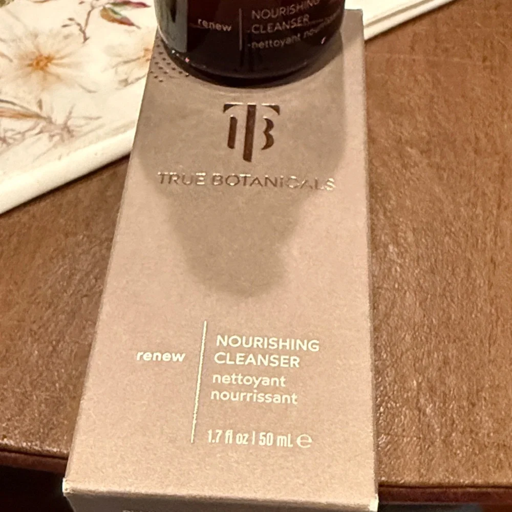NIB 1.7 oz travel size True Botanicals Nourishing Cleanser NEVER USED